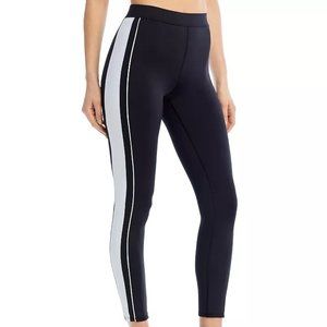 NWT Alo Yoga Airlift High-Waist 7/8 Car Club Legging Size XS - Black/White